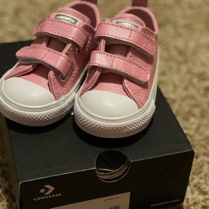 Brand new toddler converse